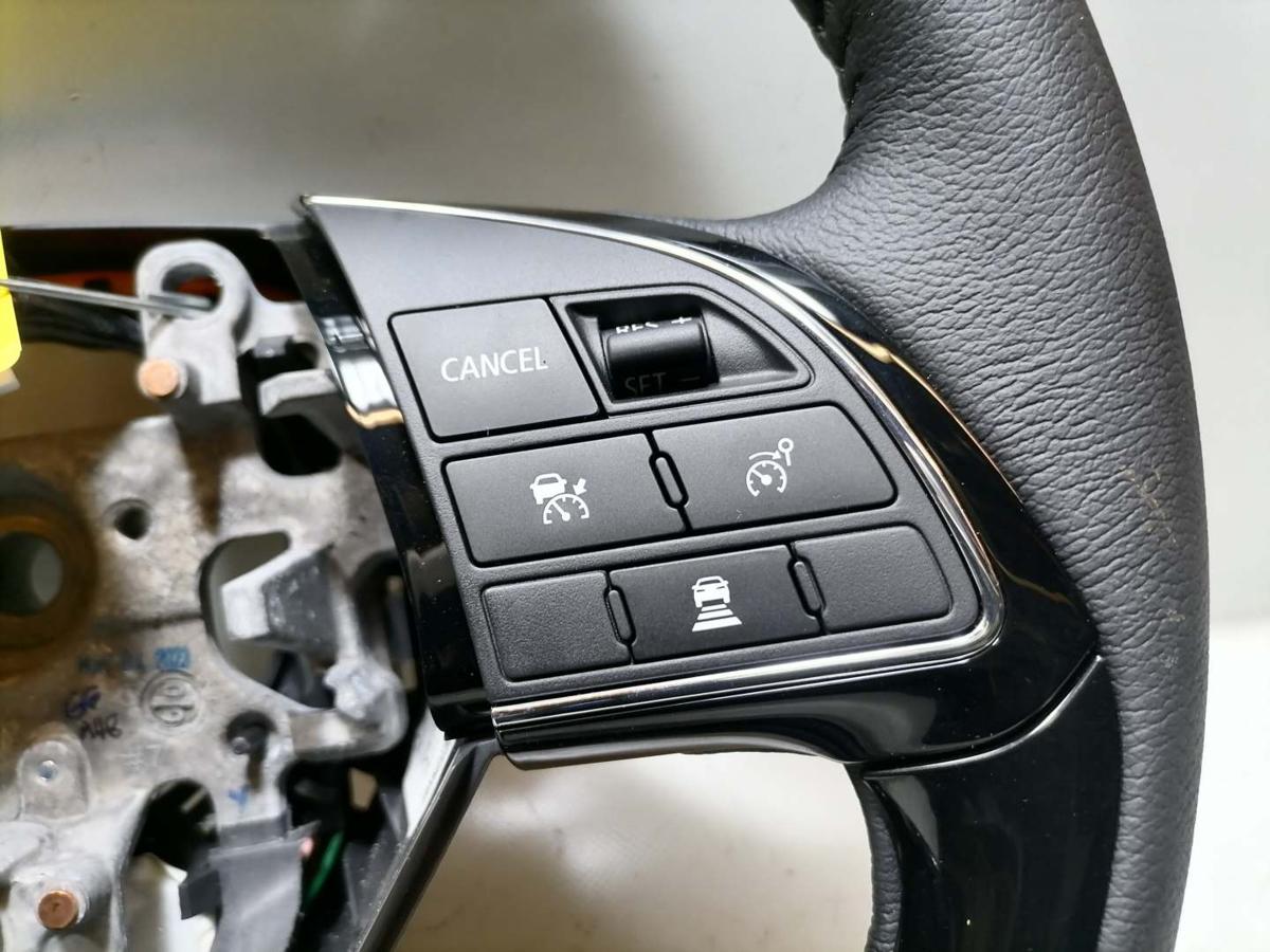 Mitsubishi Eclipse Cross GL3W original Lederlenkrad mit Multifunktion Bj.2023